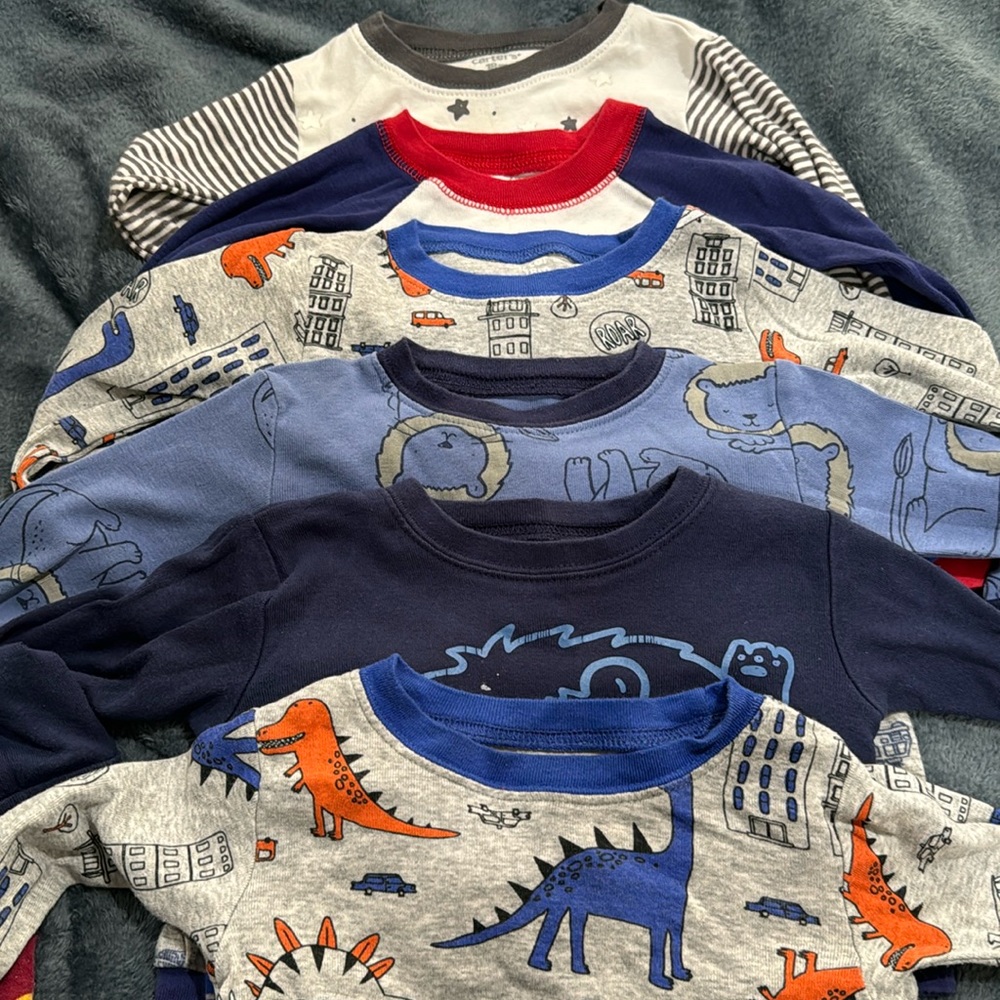 Pajamas set bundle 6 for 20. (1)